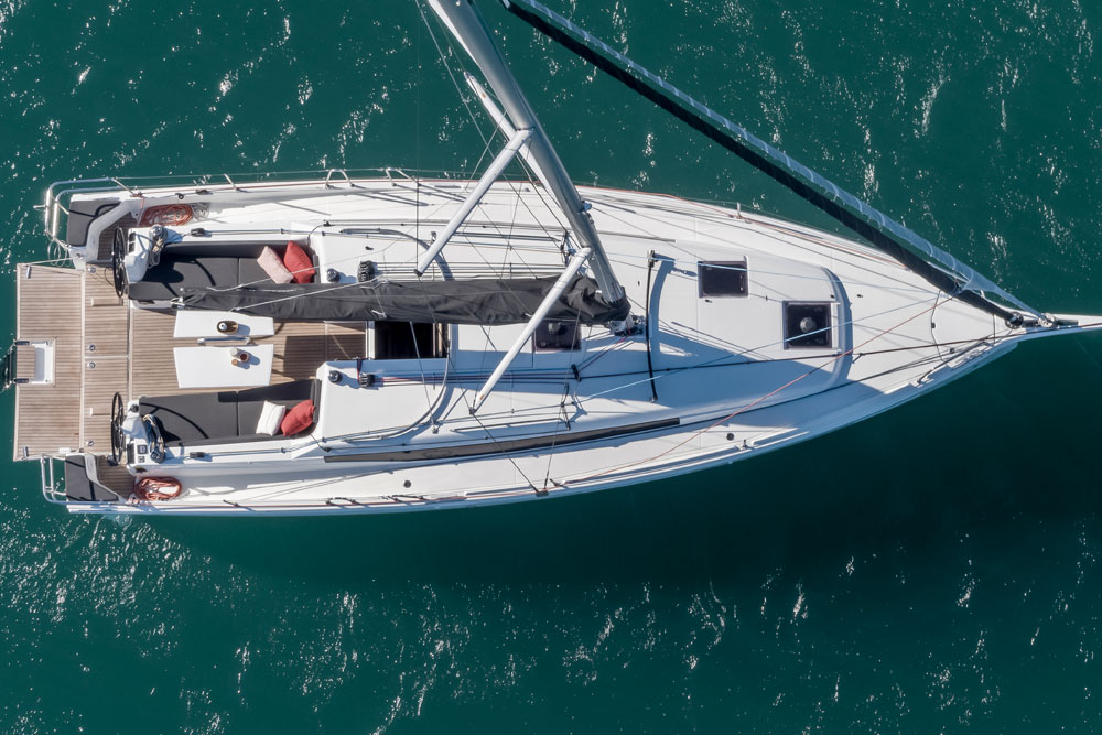 The Jeanneau Sun Odyssey 380 from above. 