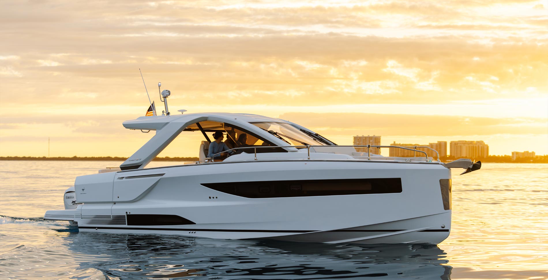 The Jeanneau DB/37 powerboat at the end of the day. 